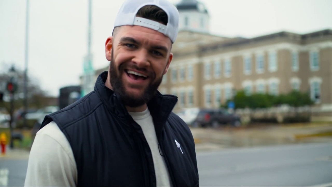 Dylan Scott Robinson (born October 22, 1990)[2] is an American country music singer and songwriter, better known by his stage name Dylan Scott. Scott ...